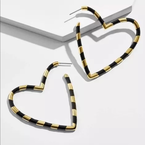 •Kelly• Heart Hoops - Picture 6 of 6
